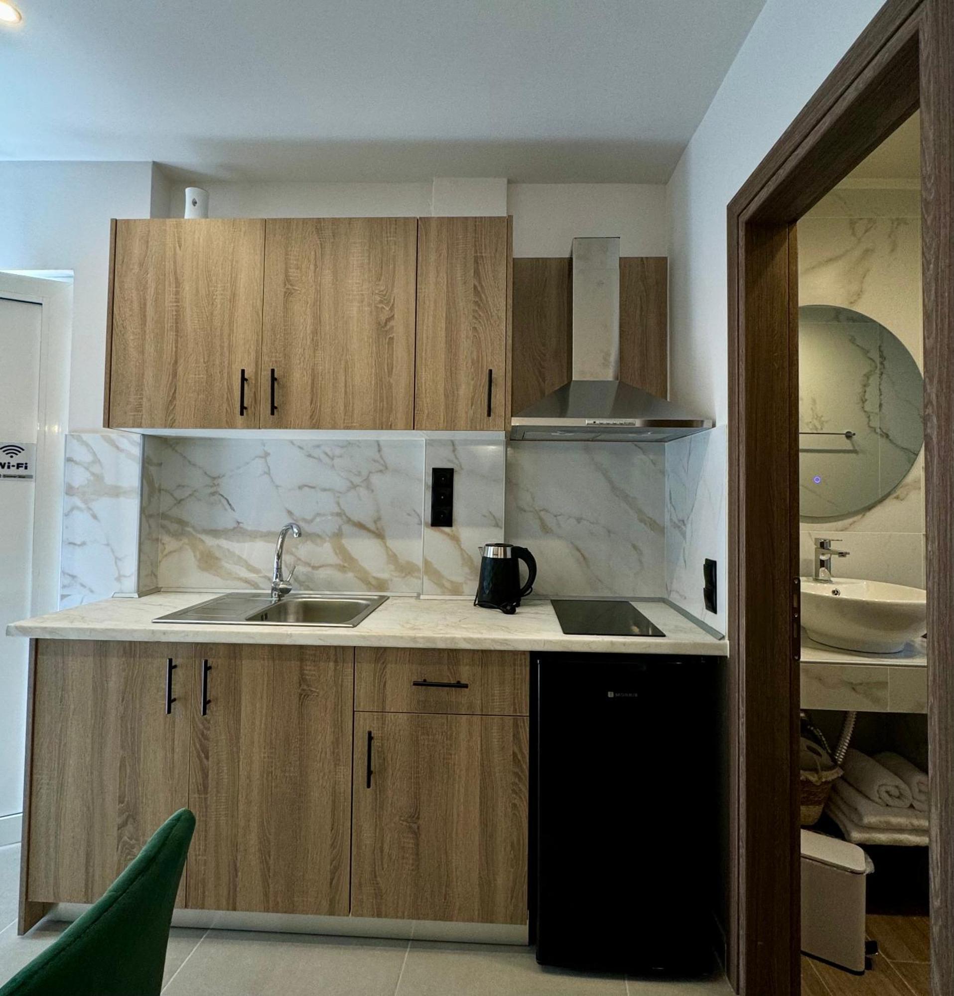 Bay View Apartment Faliraki Exterior photo